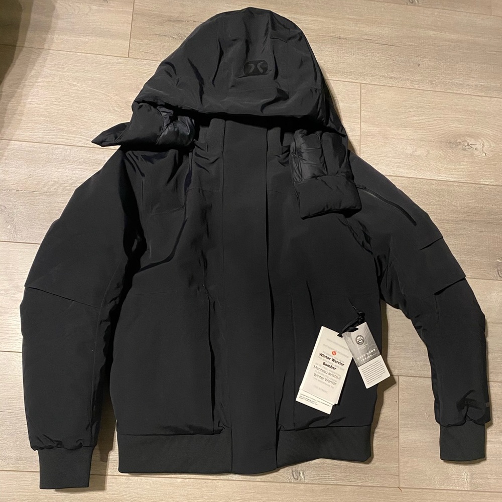 Lululemon Winter Warrior Bomber Jacket, Size 6